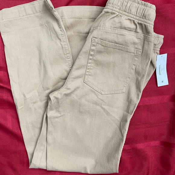 NWT, Khaki pants - Picture 5 of 12